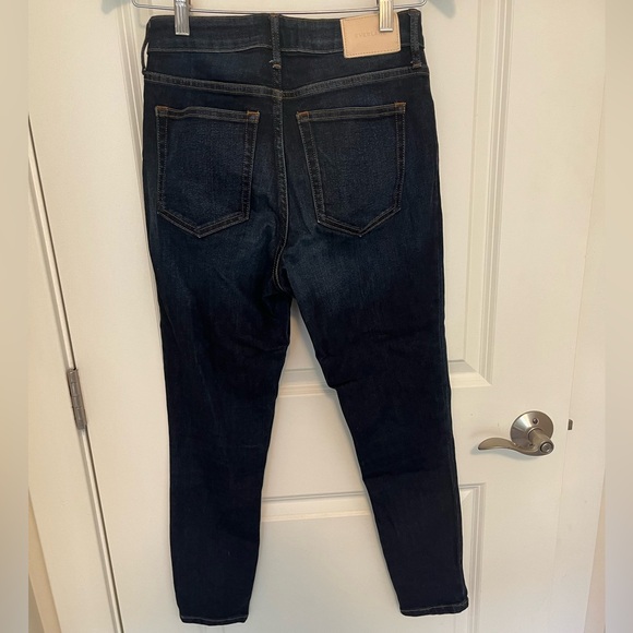 Everlane, curvy high-rise, skinny jean - Picture 3 of 4